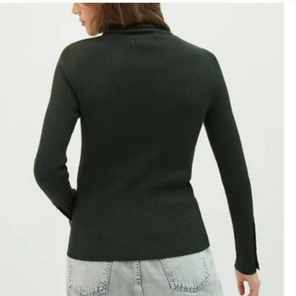 Euc Anthropologie Mauve hunter green turtleneck - Picture 3 of 10